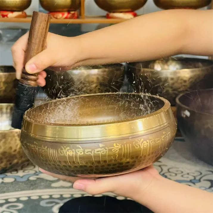 Tibetan Singing Bowl Meditation Set™